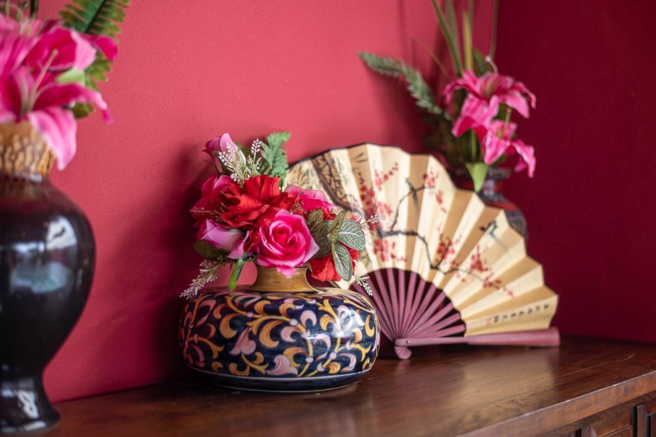 Talakkia Boutique Hotel Bangkok Luaran gambar